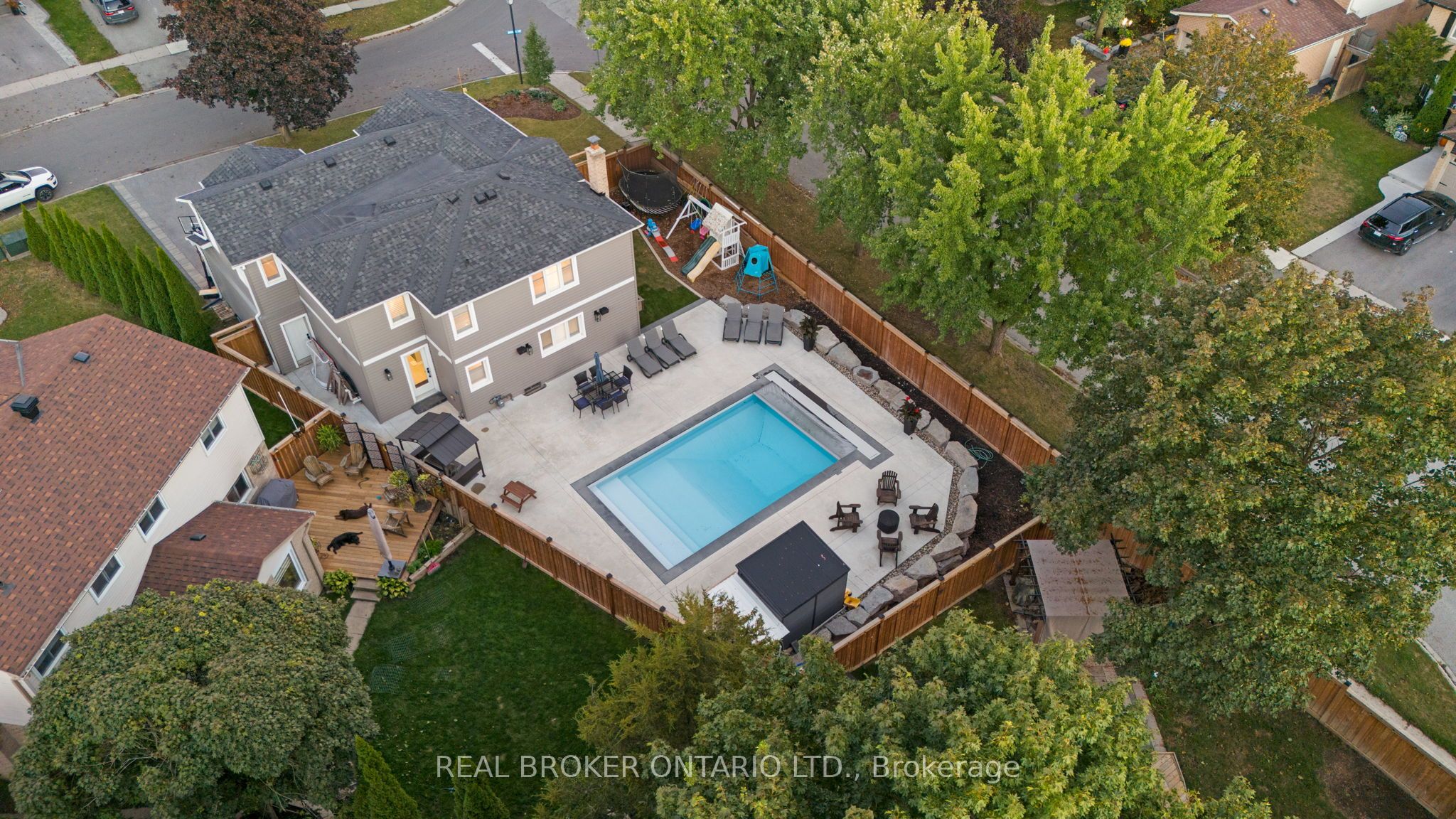 3 Oak Ridge Court
