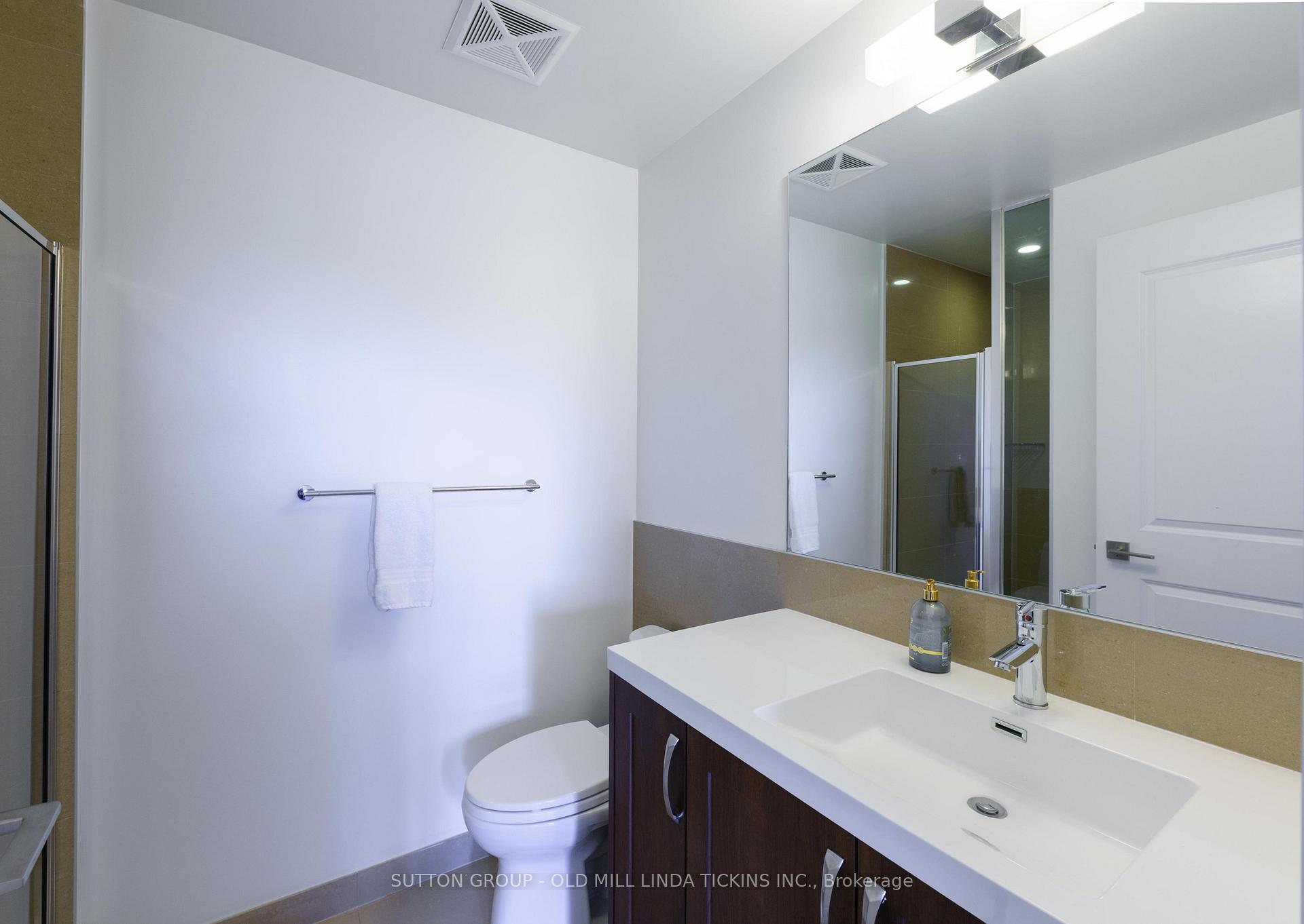 3 Bedrooms Condo at 1 Old Mill, Toronto For sale