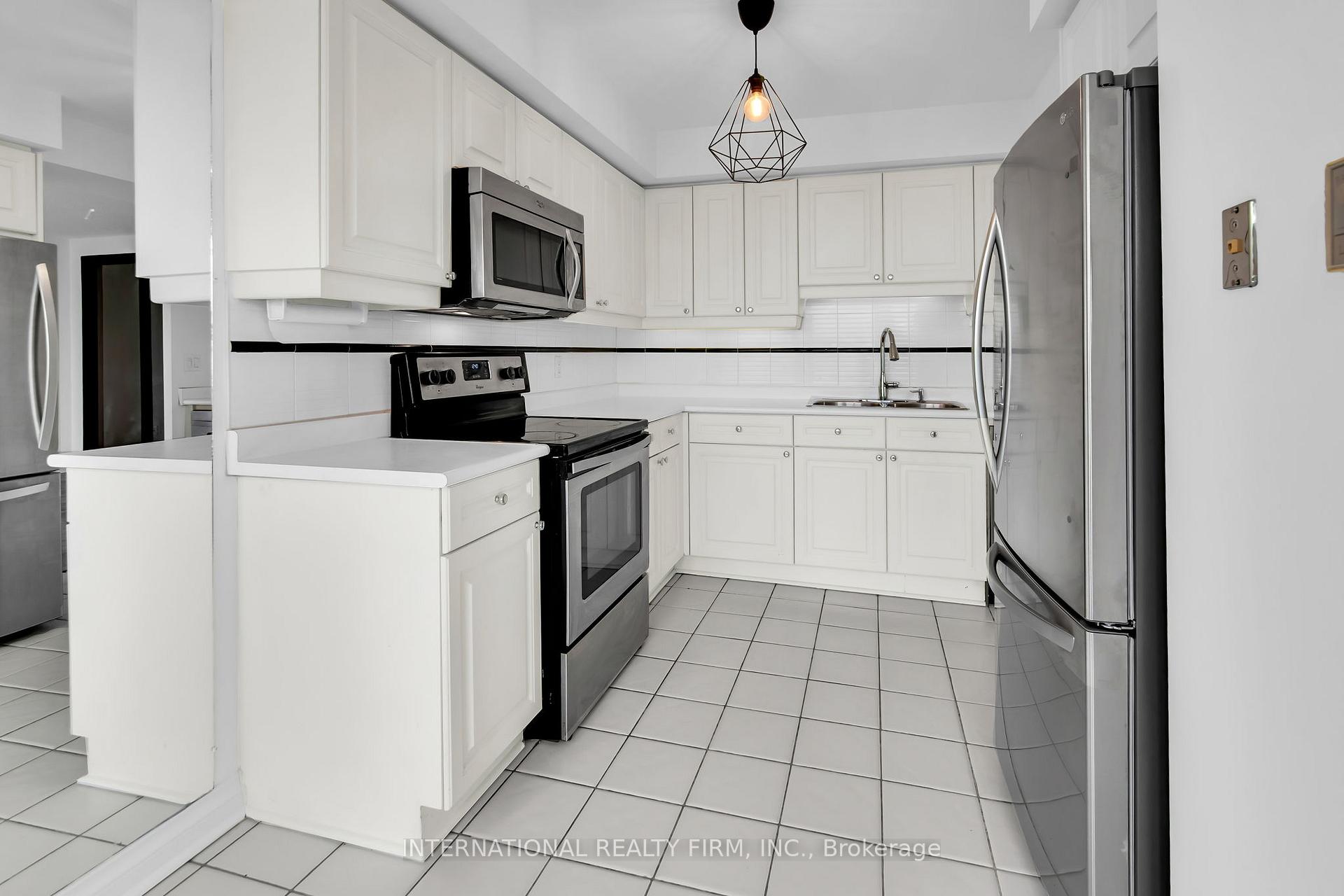 1 Bedroom Condo at 1 Palace Pier, Toronto For sale