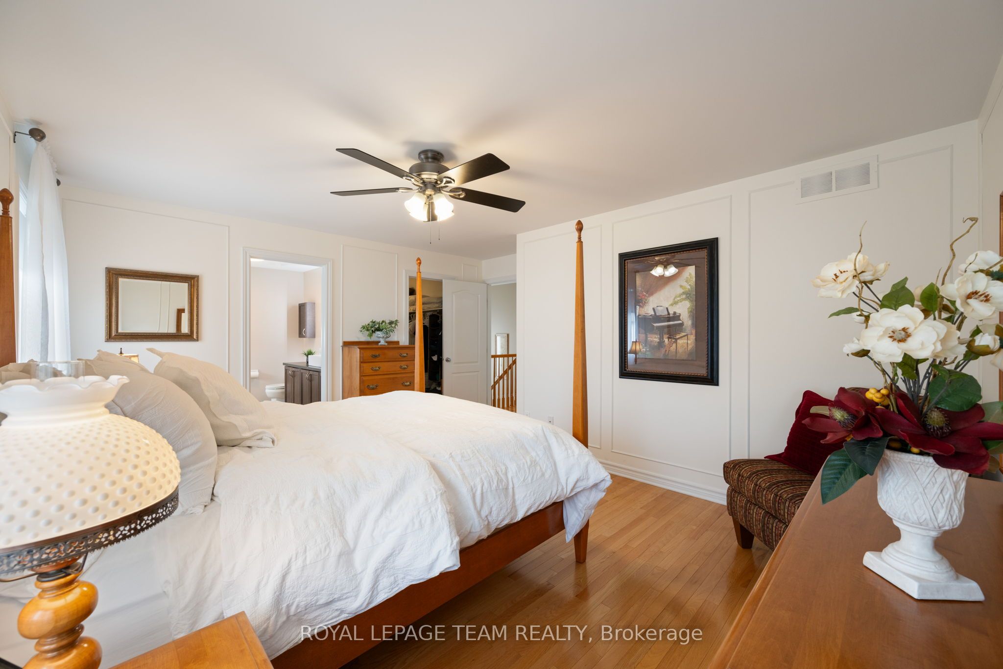 633 Woodbriar Way, BlossomParkAirportandArea, ON K1T 0J6