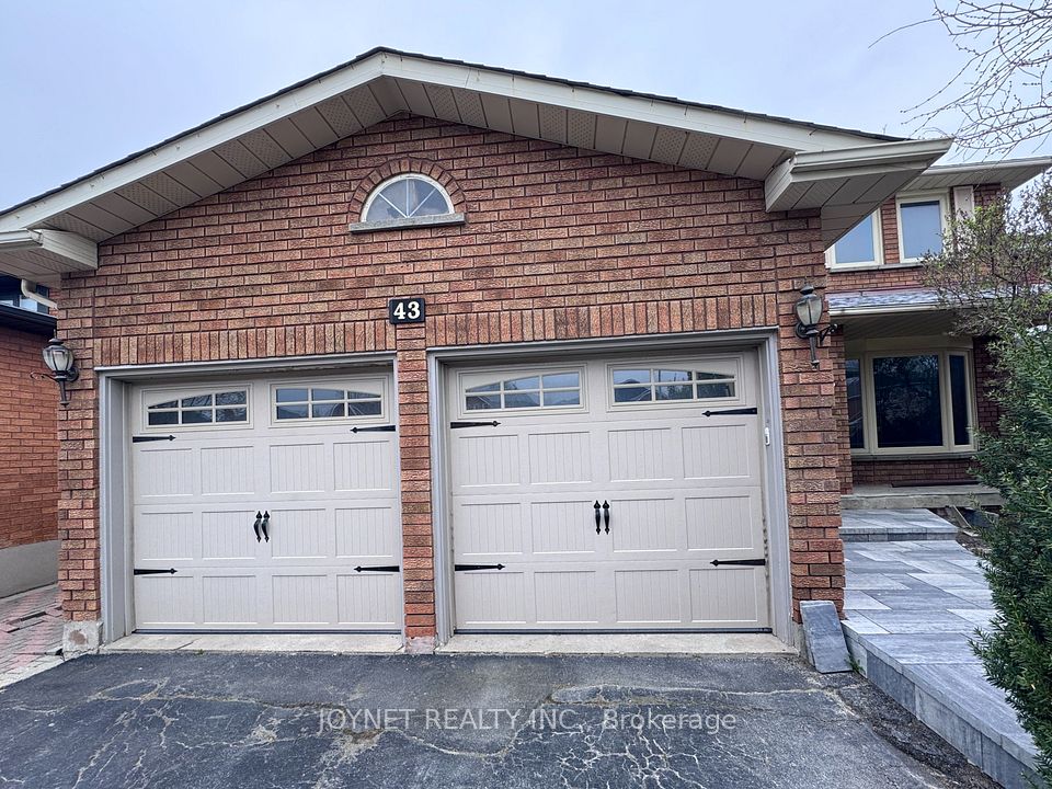 43 Castlehill