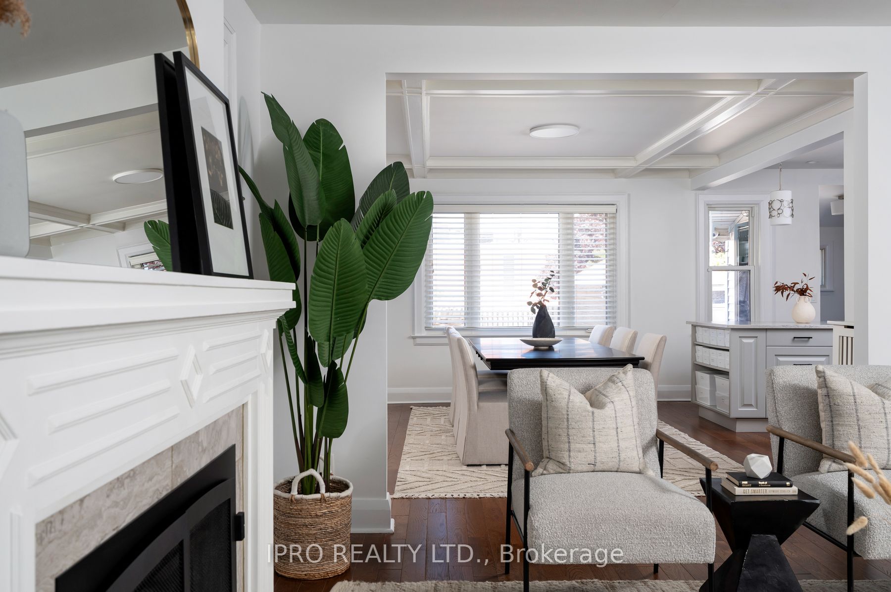 12 Mortimer Avenue