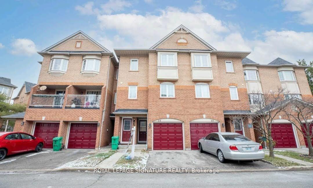 3 Bedrooms Condo at 6950 Tenth, Mississauga For sale