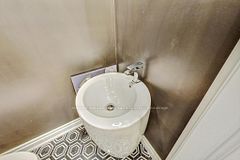 258 Spadina Road