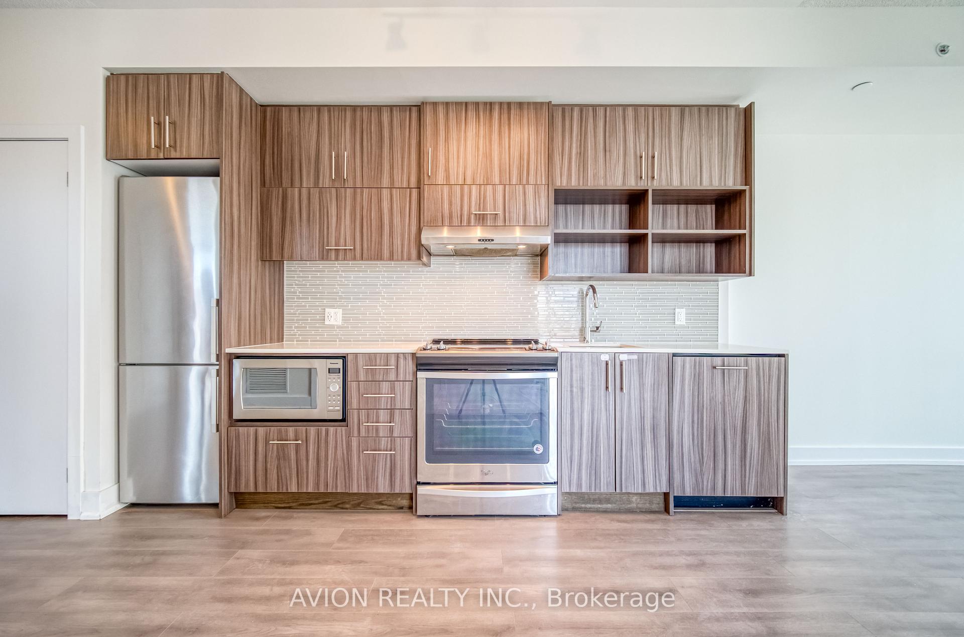 2 Bedrooms Condo at 128 Fairview Mall,  Toronto For sale
