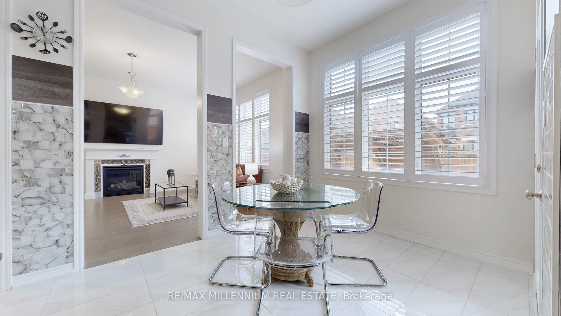 139 Pierre Berton Boulevard