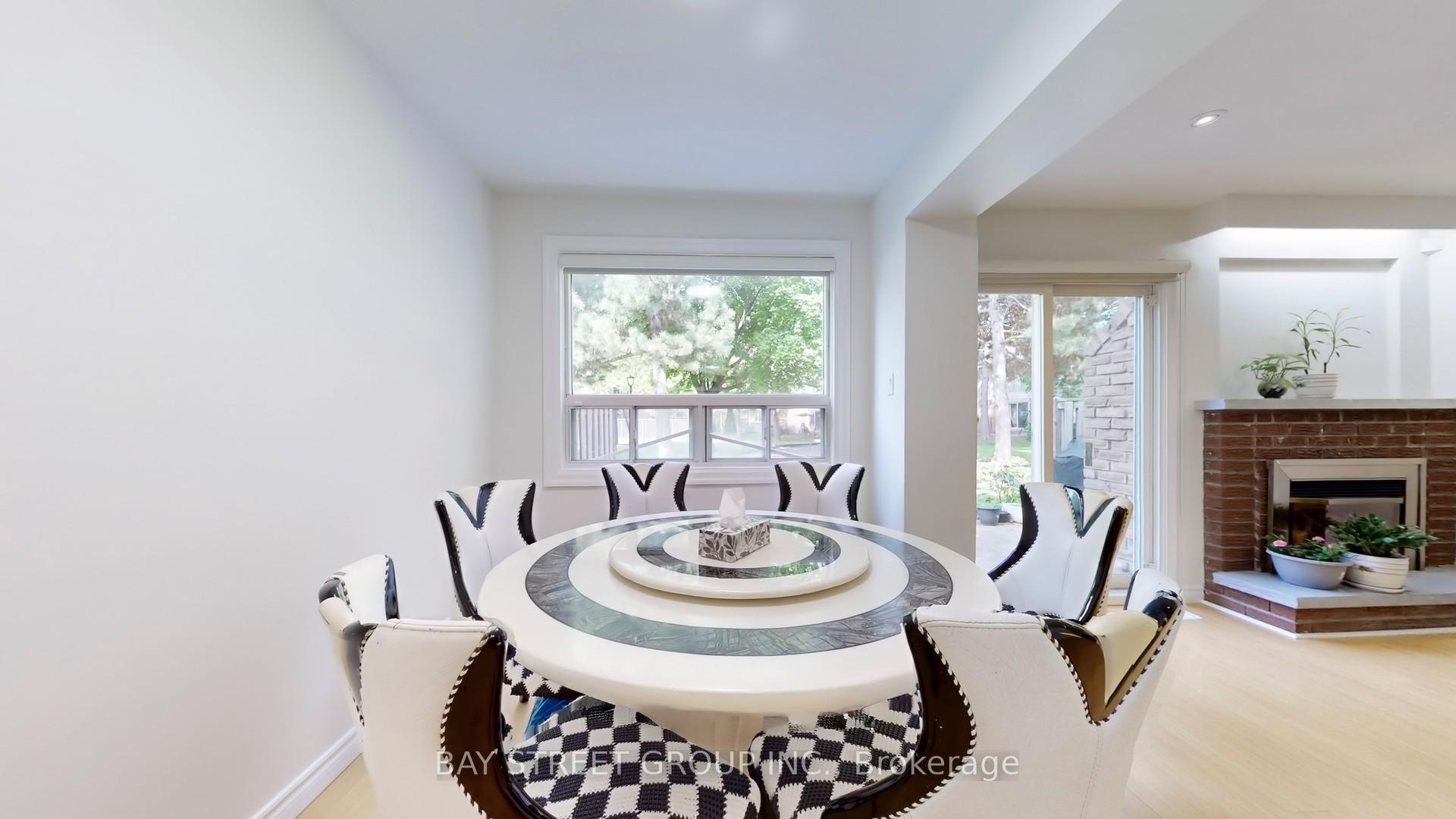 3 Bedrooms Condo at 99 Brimwood, Toronto For sale