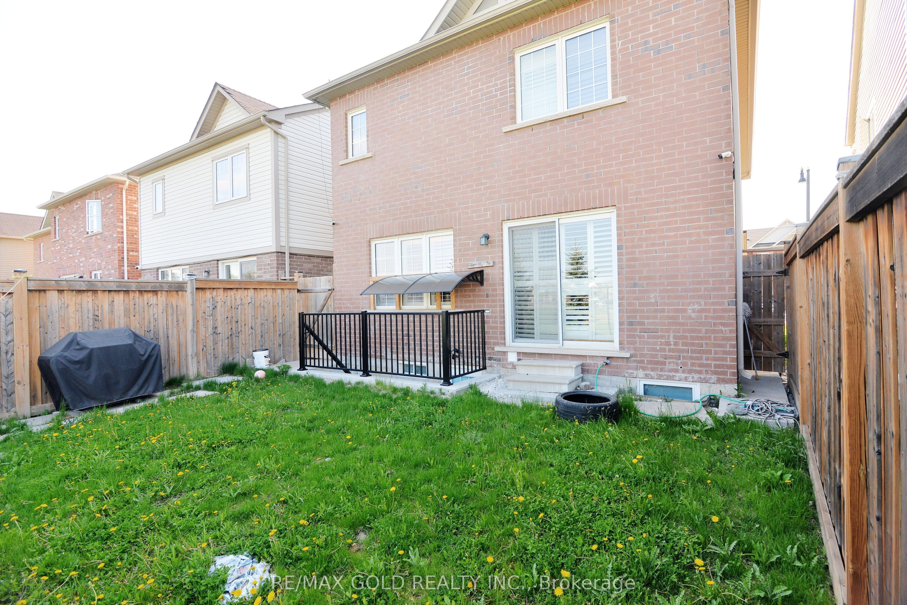 15 Mercedes Road, Brampton Northwest Brampton