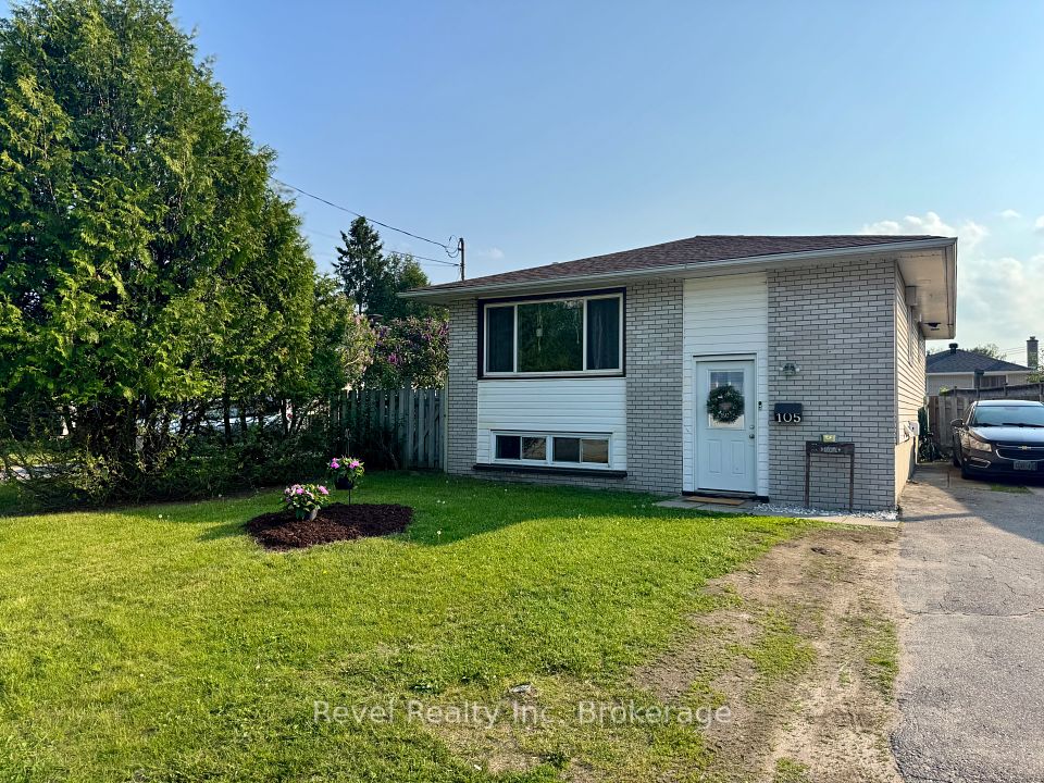 105 Strathcona