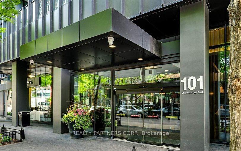 Condo at 101 charles,  Toronto For sale