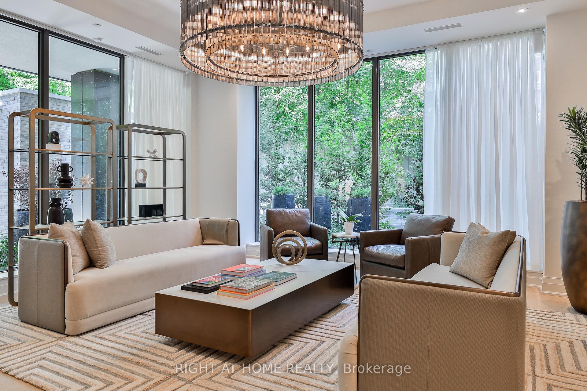 4 Bedrooms Condo at 10 Prince Arthur, Toronto For sale