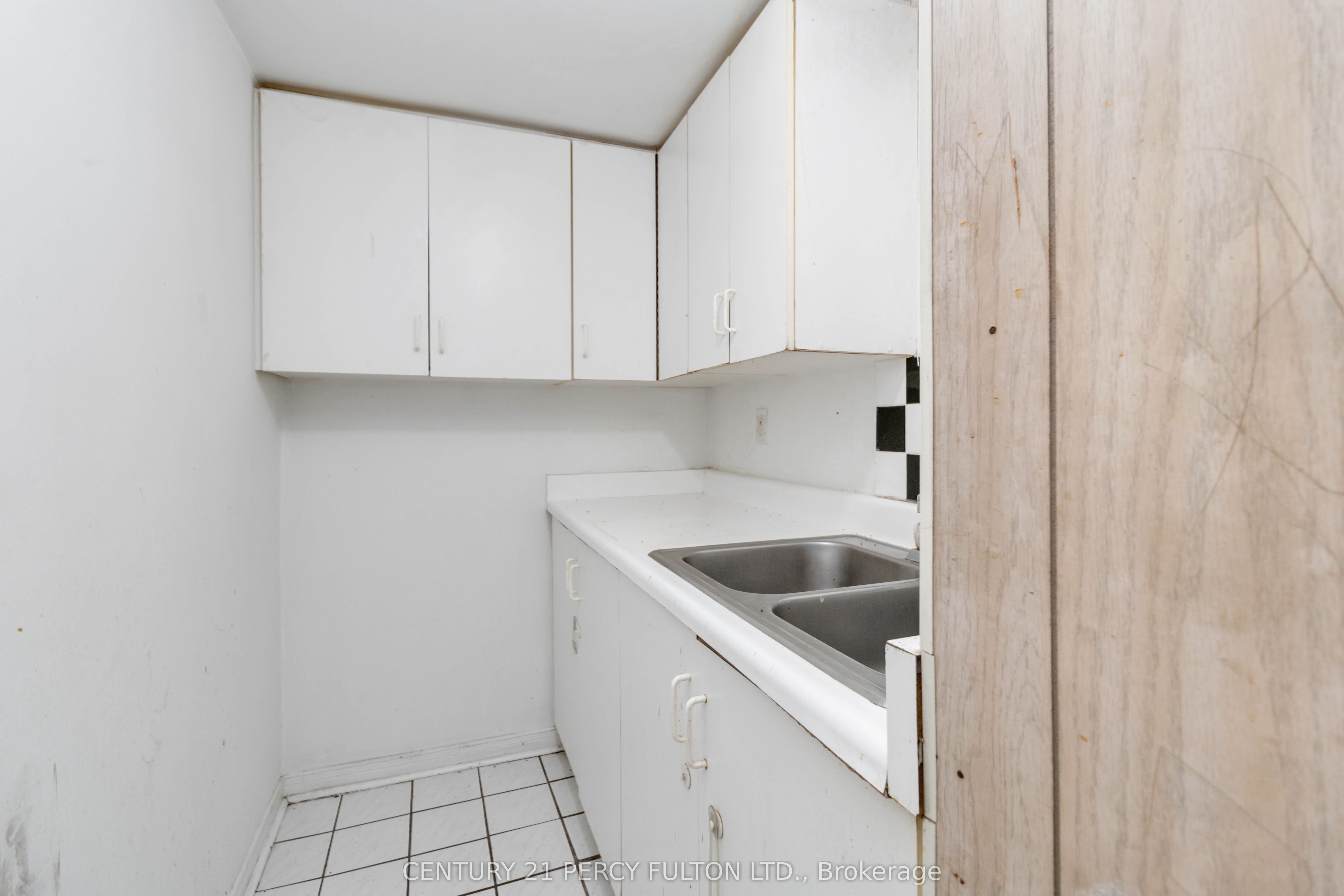178 Torrance Woods Wood, Brampton, ON L6Y 4K1
