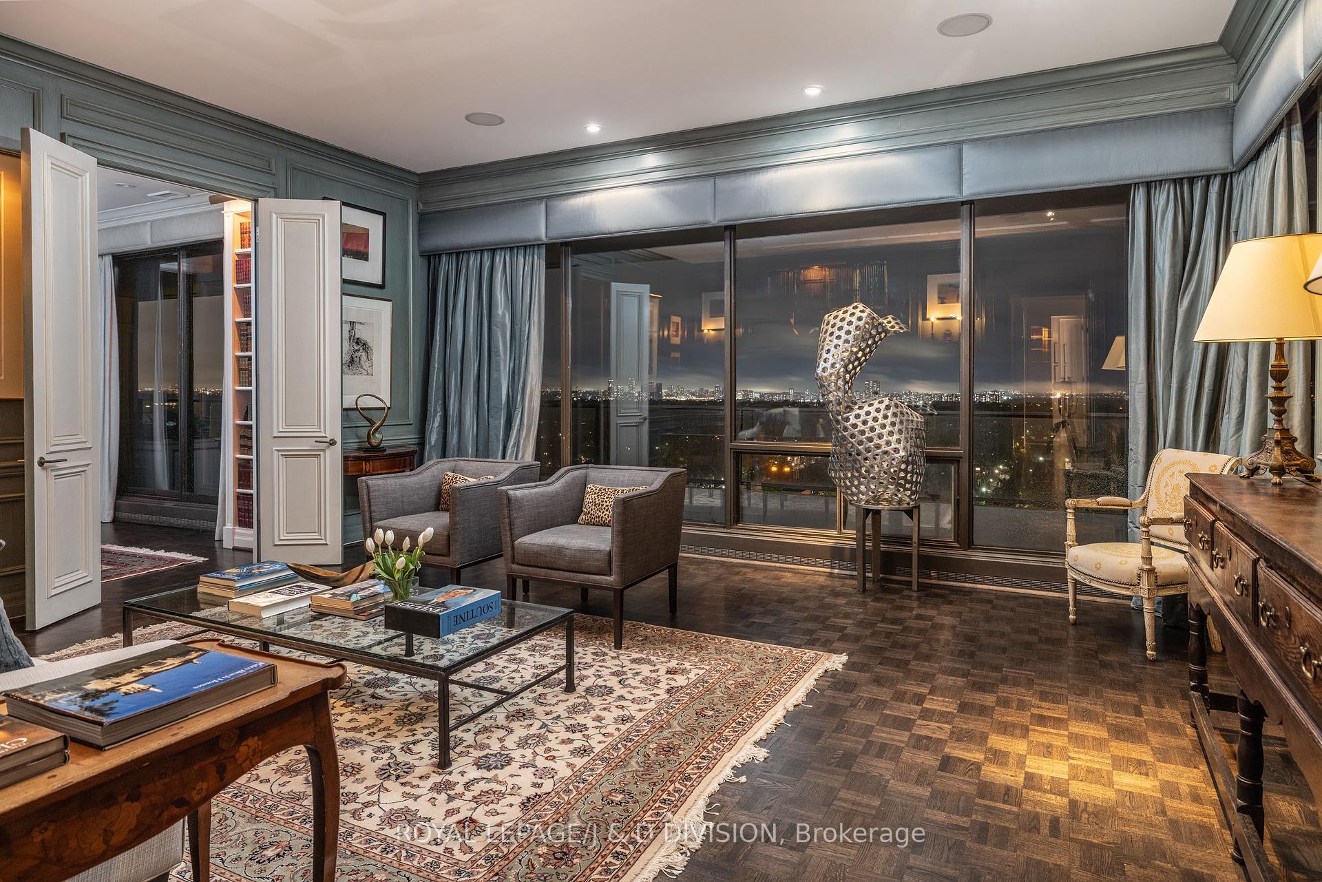 1 Bedroom Co-op at 20 Avoca, Toronto For sale