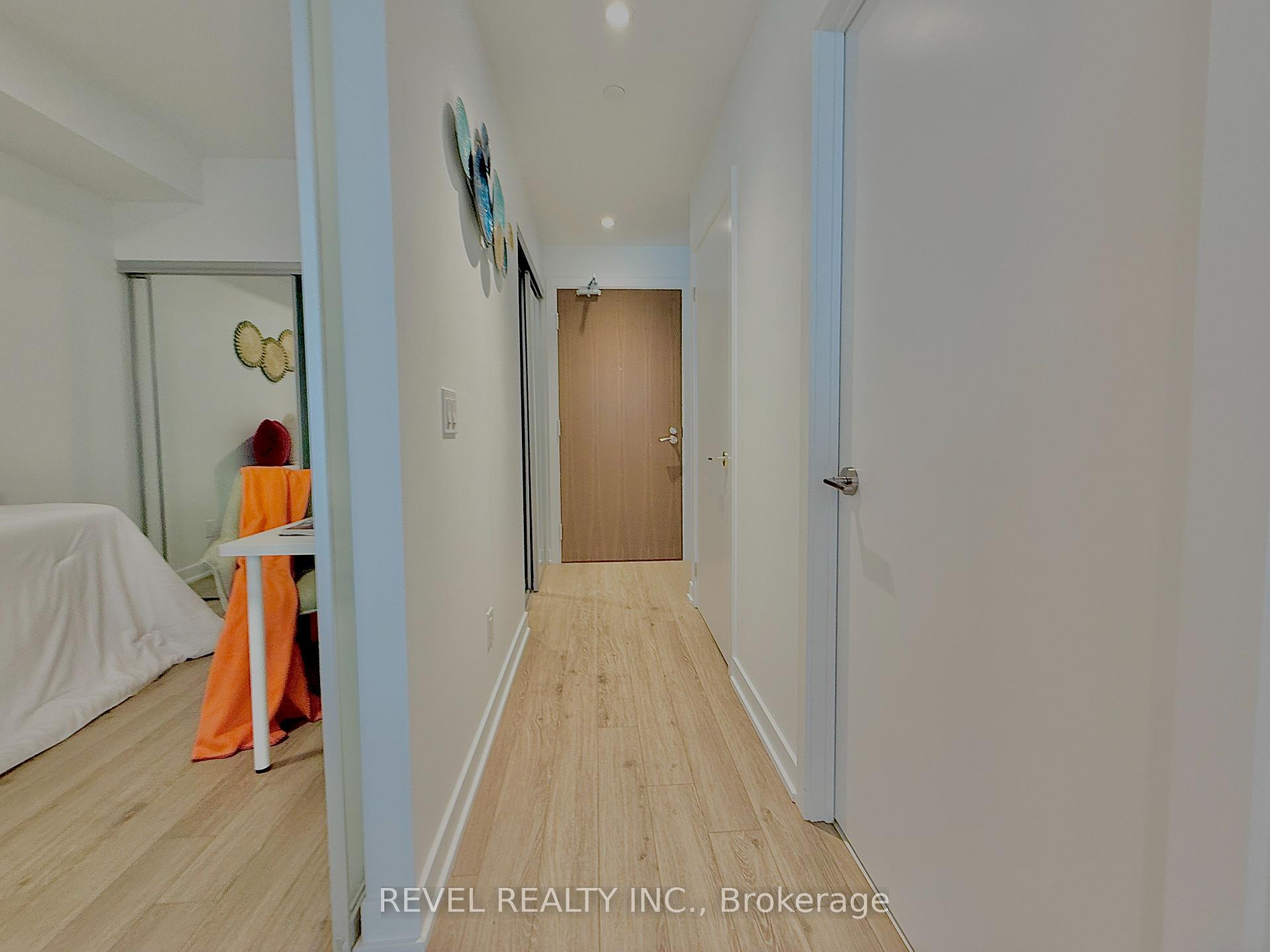 3 Bedrooms Condo at 1928 Lake Shore, Toronto For sale