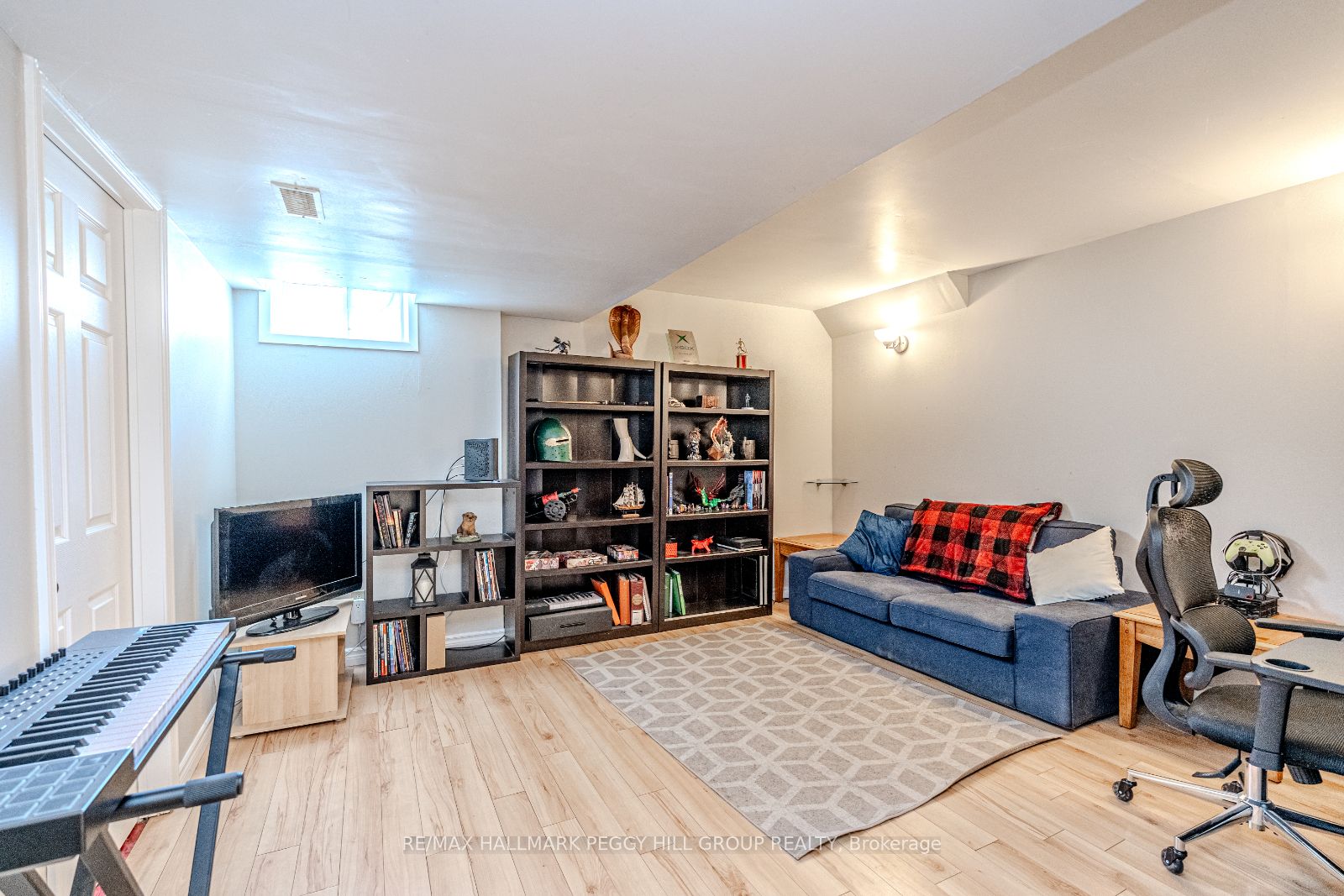 5 Lyfytt Crescent