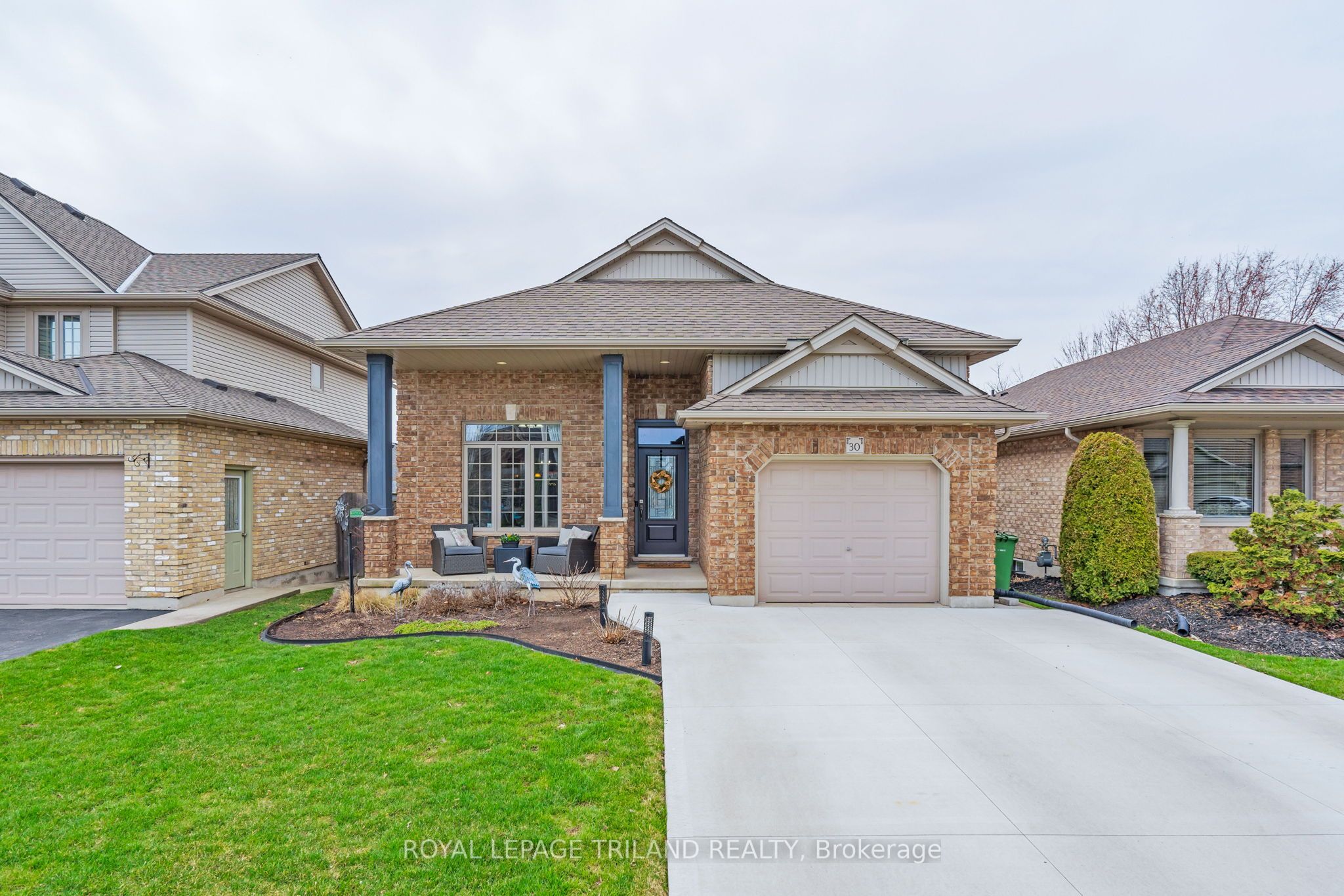 30 Hagerman Crescent, St. Thomas, ON N5R 6K2