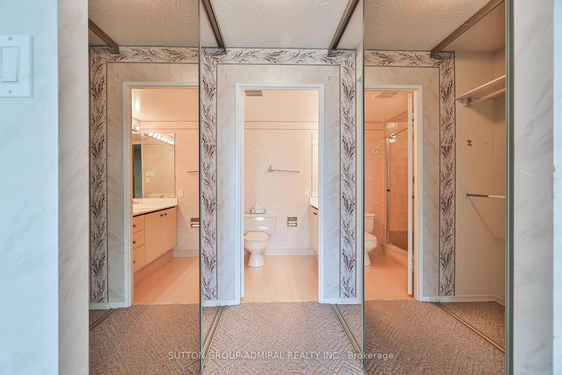 3 Bedrooms Condo at 131 Torresdale, Toronto For sale