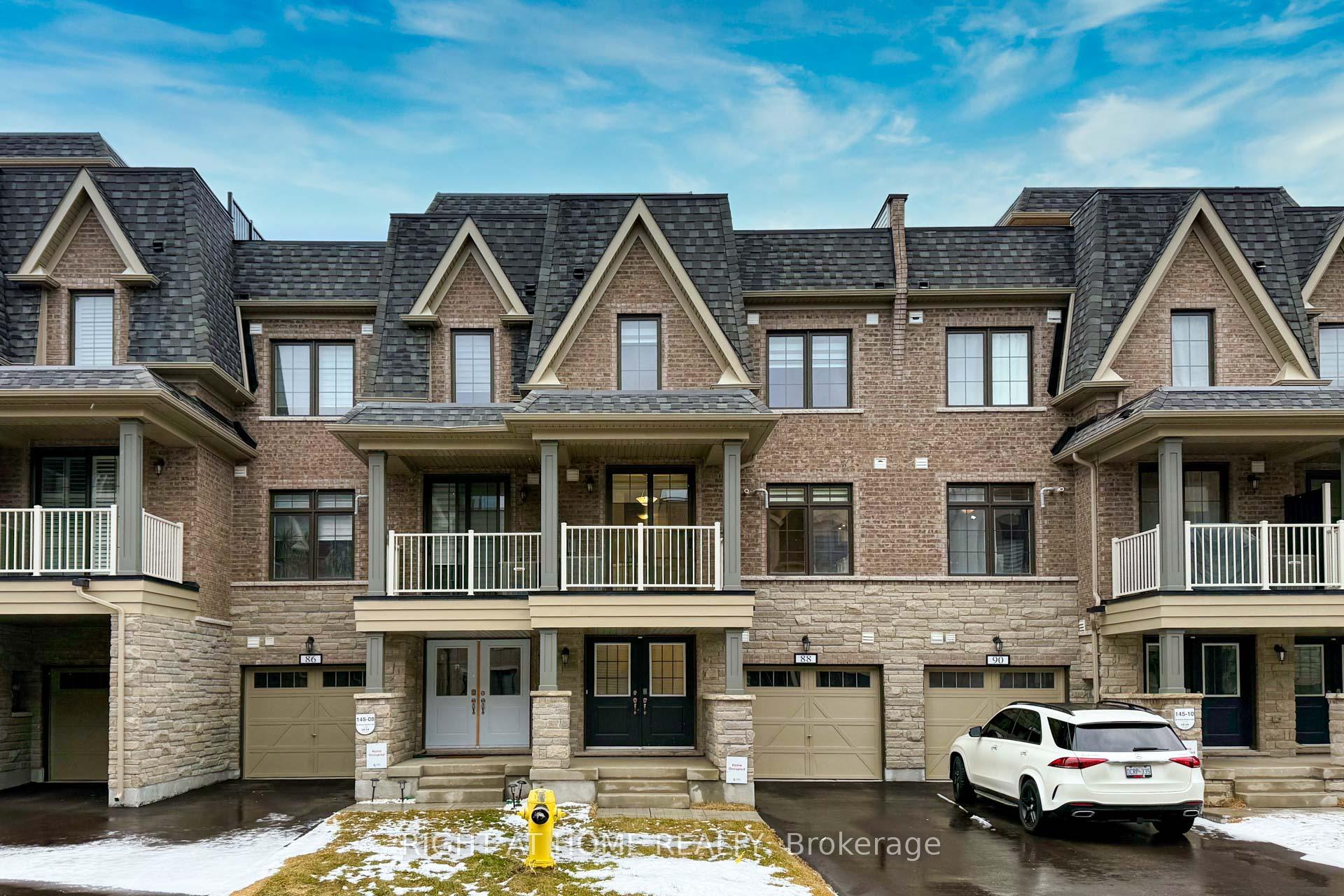 88 William Shearn Crescent, Markham, ON L6C 3J4