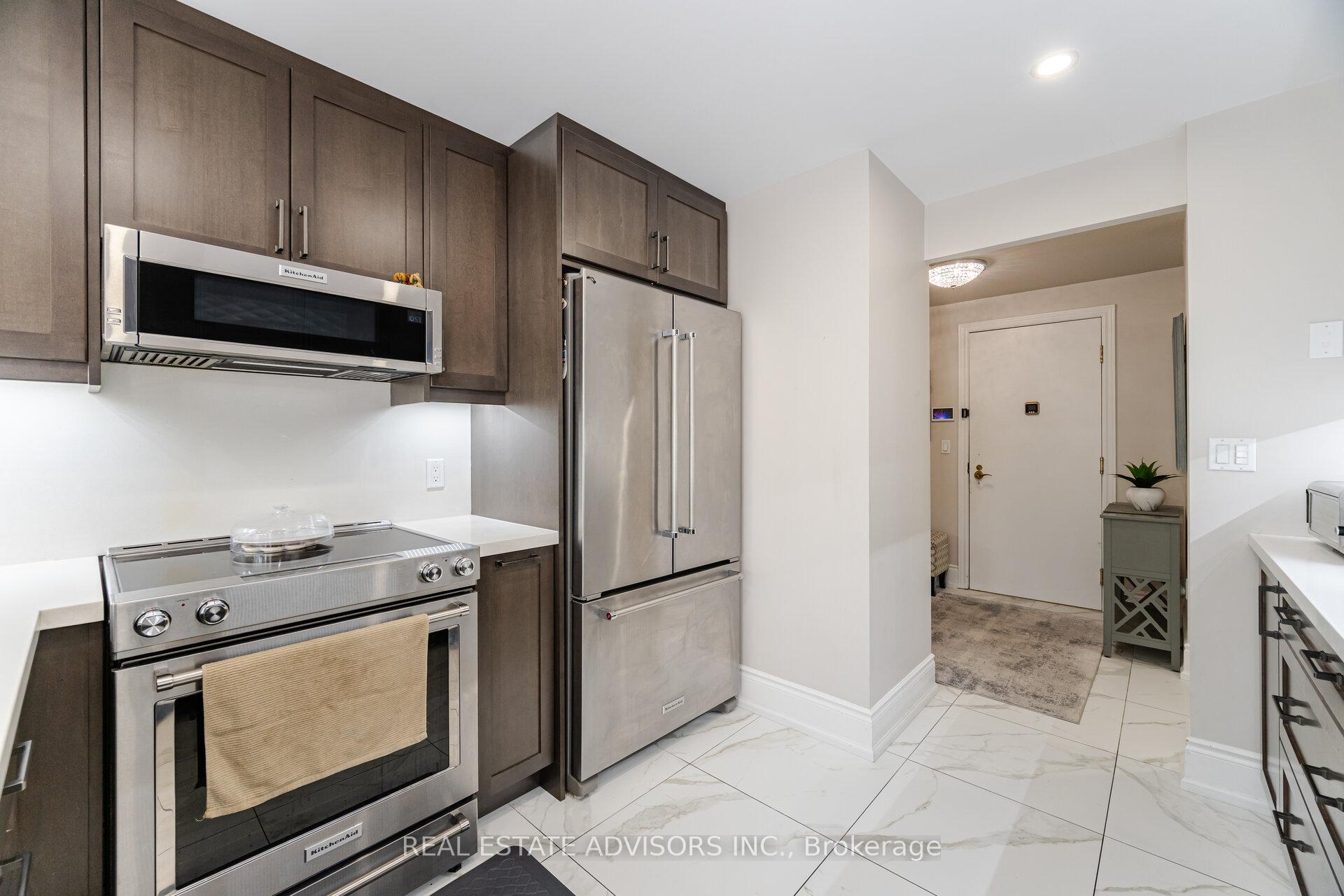 3 Bedrooms Condo at 53 Woodbridge, Vaughan For sale