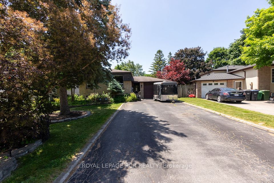 338 Marple Crescent