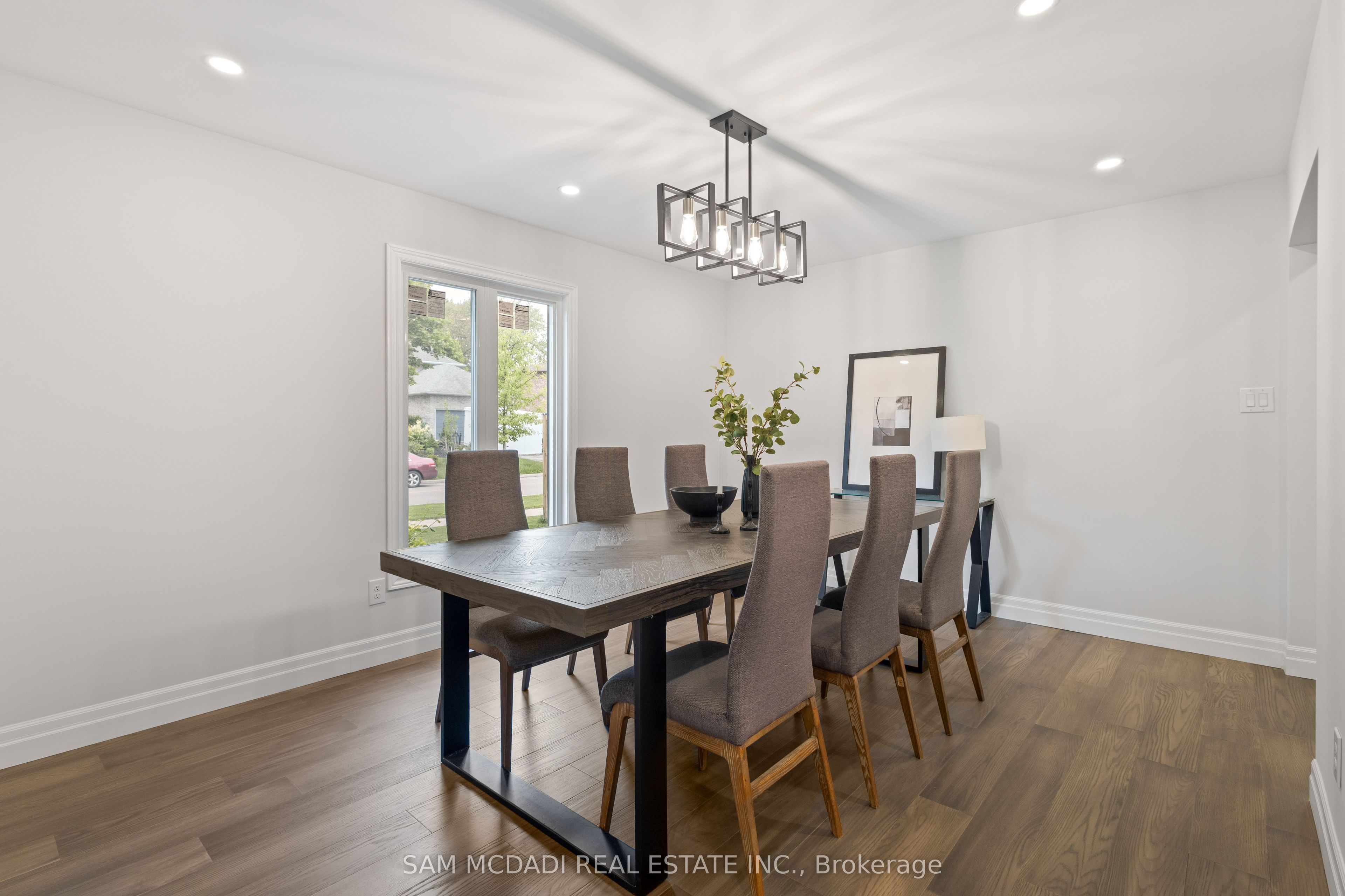 2535 Robin Drive