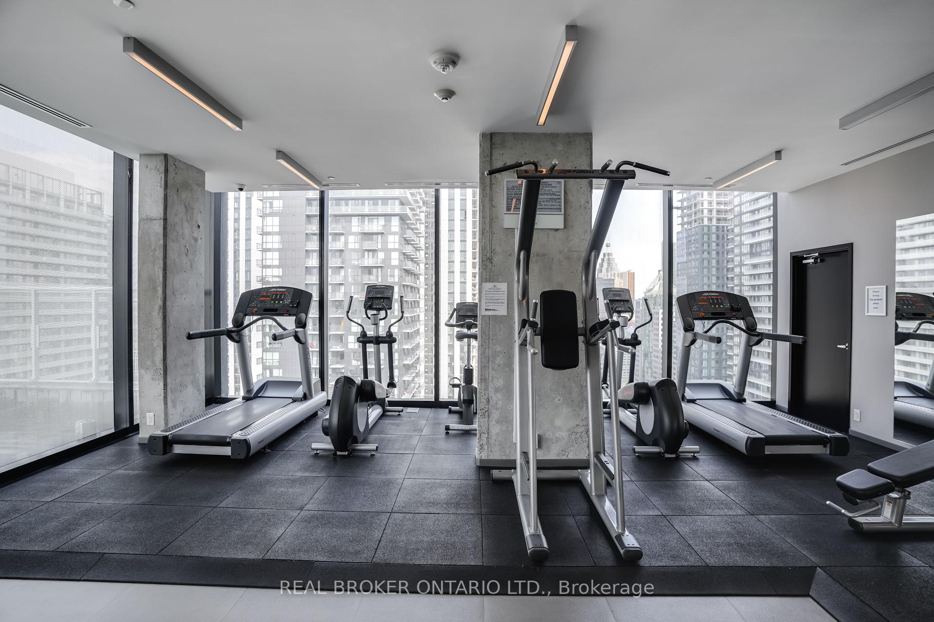 1 Bedroom Condo at 11 Charlotte,  Toronto For sale