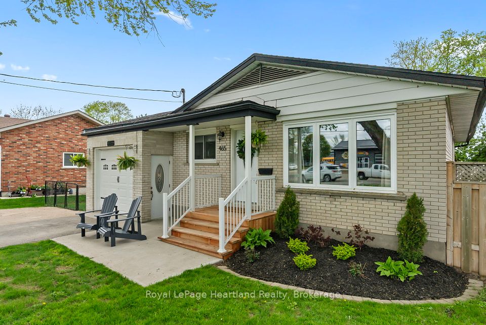 465 Main Street, Minto, ON N0G 2P0