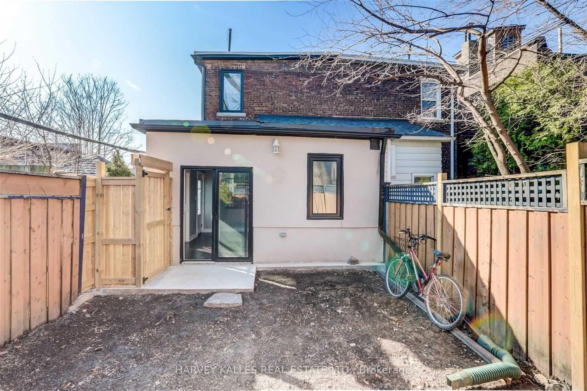 58 Sandford Avenue