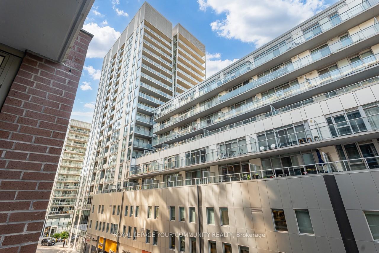 1 Bedroom Condo at 30 Baseball, Toronto For sale
