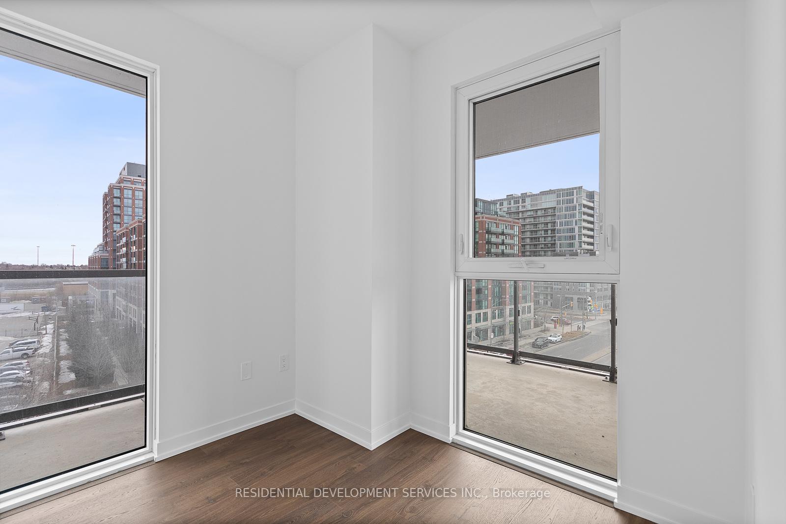 3 Bedrooms Condo at 500 Wilson,  Toronto For sale