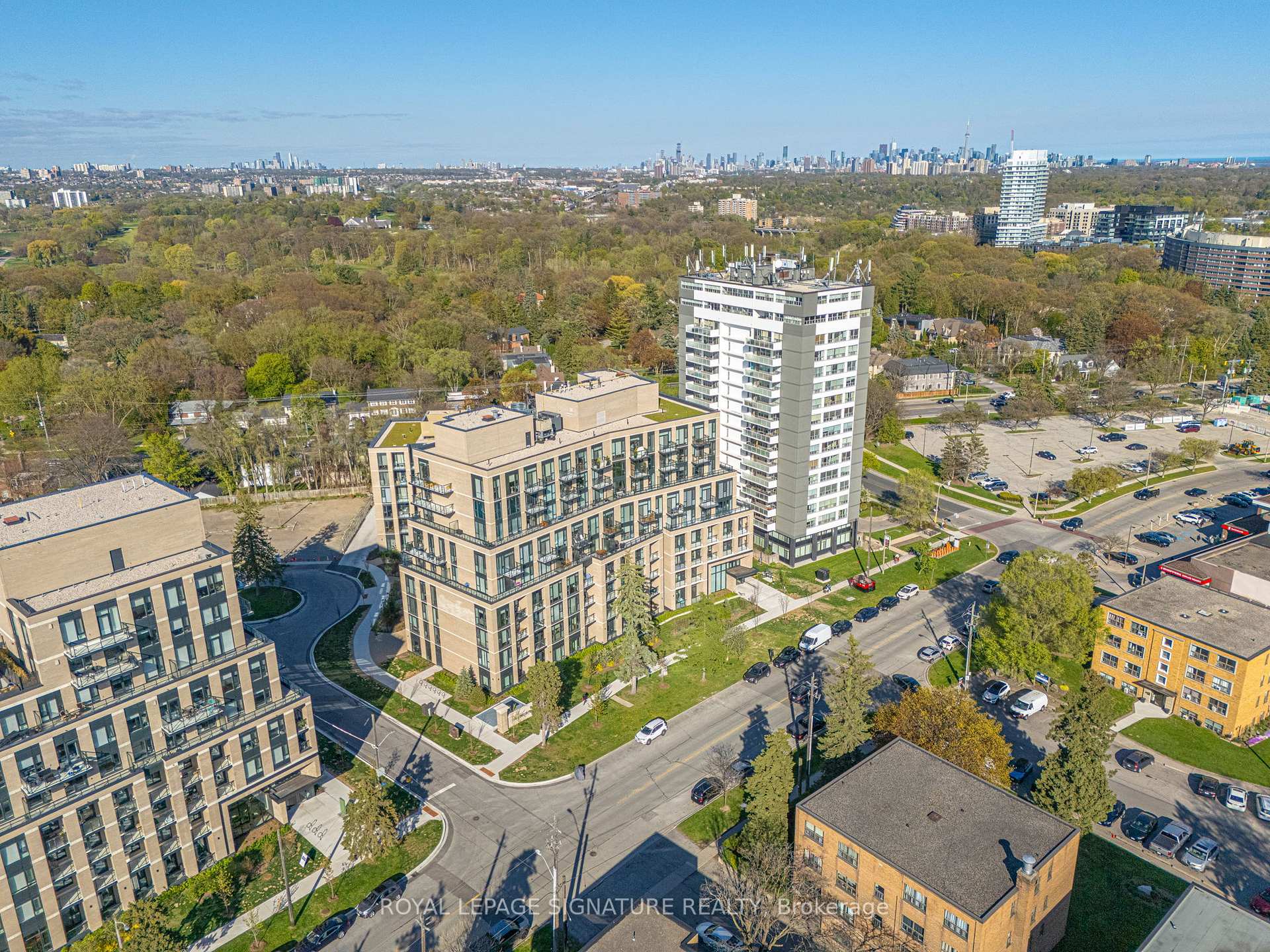 1 Bedroom Condo at 293 The Kingsway, Toronto For sale