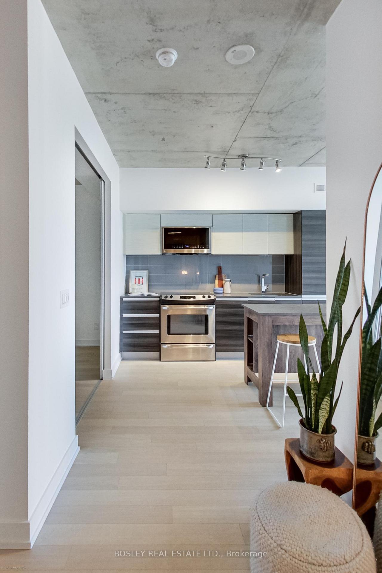 3 Bedrooms Condo at 20 Minowan Miikan, Toronto For sale