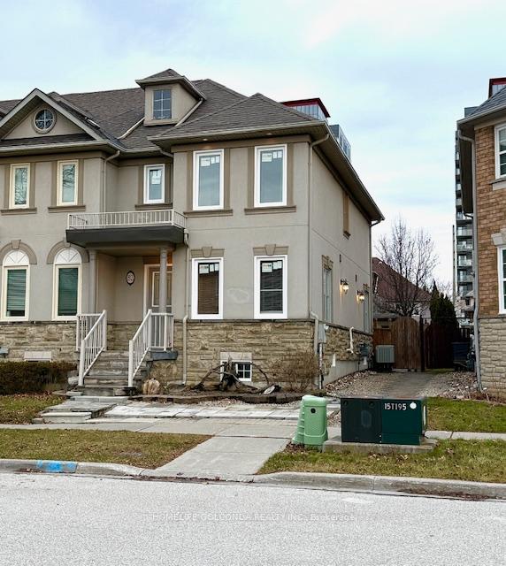 82 Ellesmere Street, Richmond Hill, ON L4B 4E3