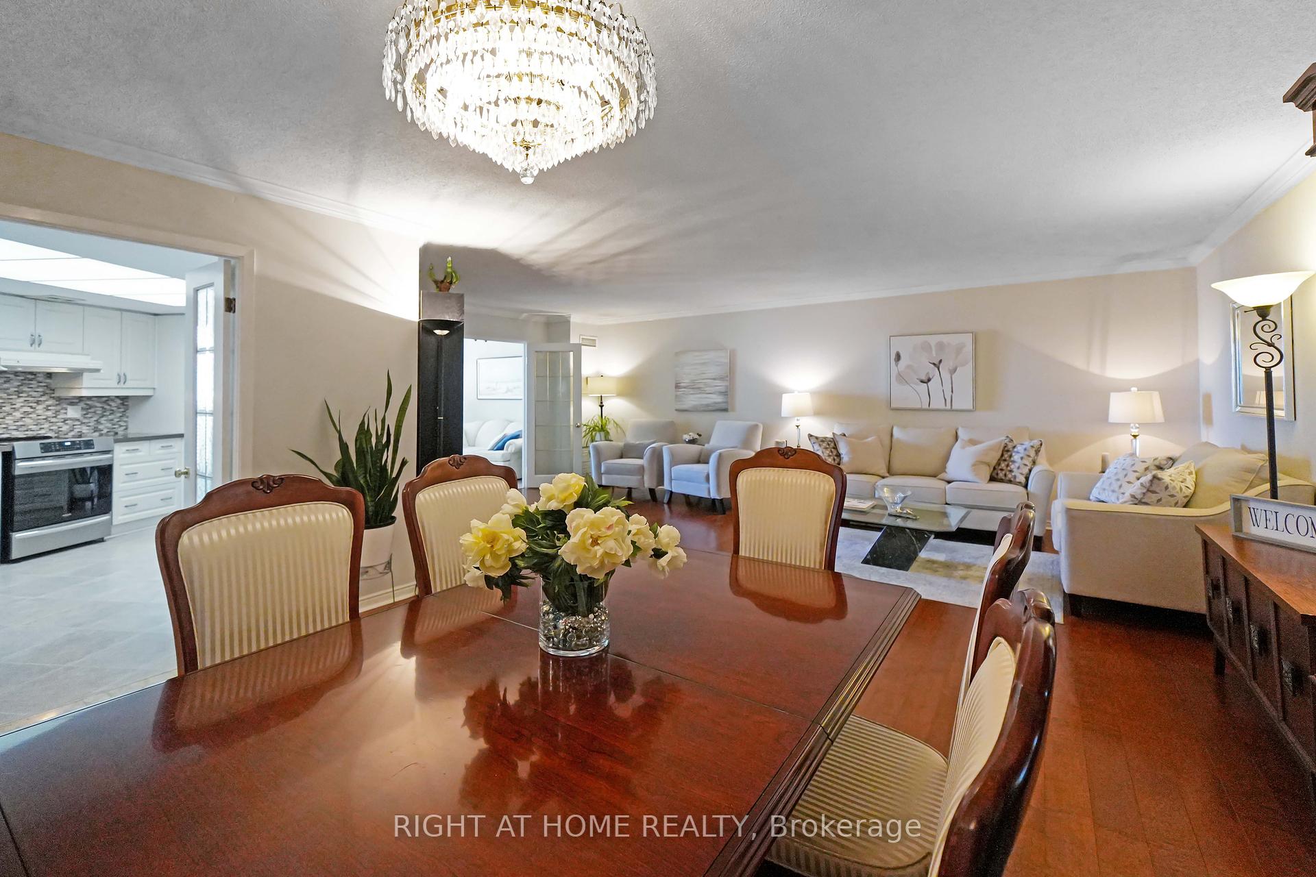 3 Bedrooms Condo at 20 Guildwood, Toronto For sale