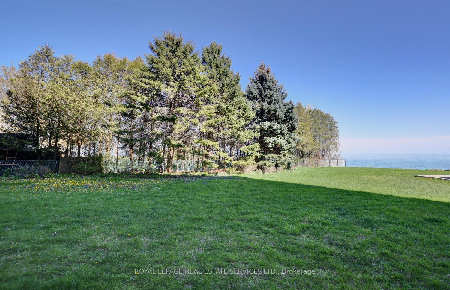 1 Bedroom Co-op at 41 Lake Shore, Toronto For sale