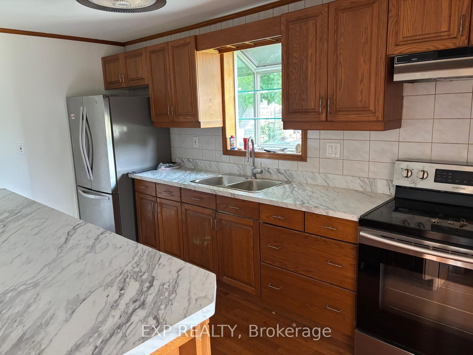5648 Royal Manor Drive