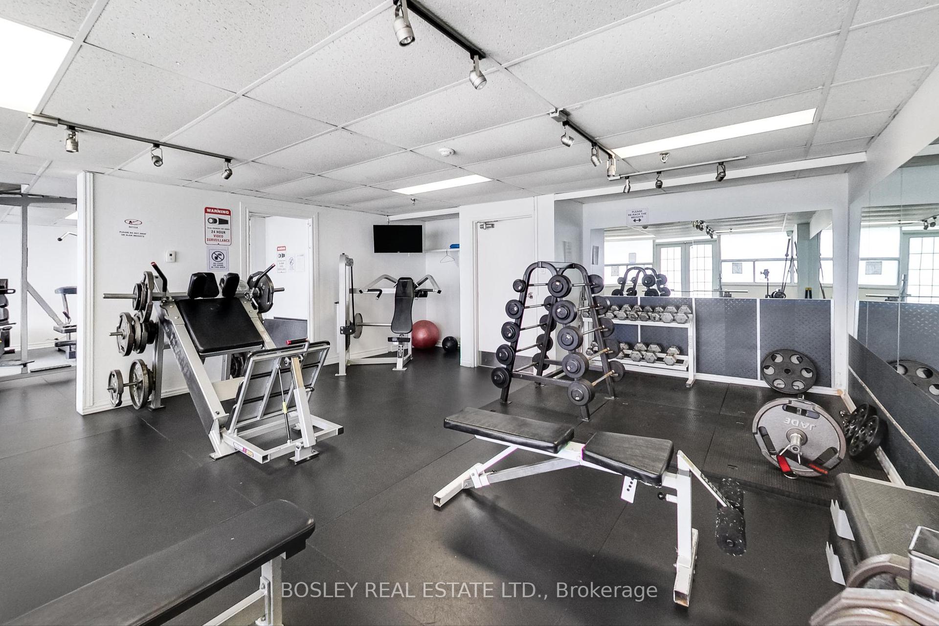 2 Bedrooms Condo at 3501 Glen Erin,  Mississauga For sale