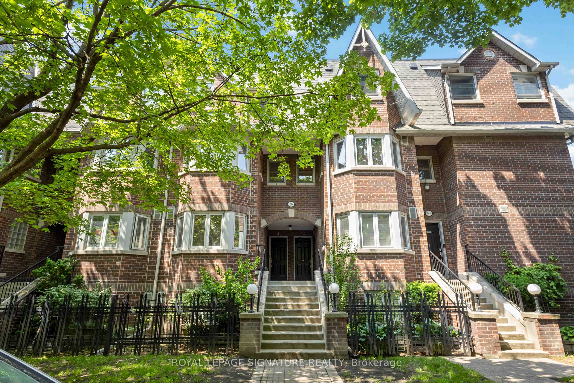 2 Bedrooms Condo at 36B Massey, Toronto For sale