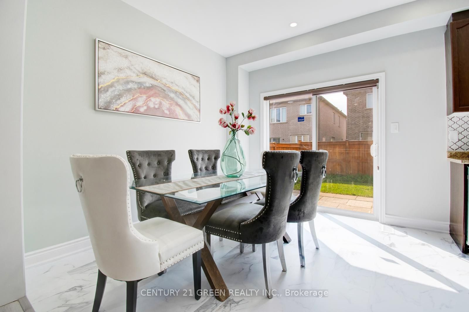 65 Yardley Crescent