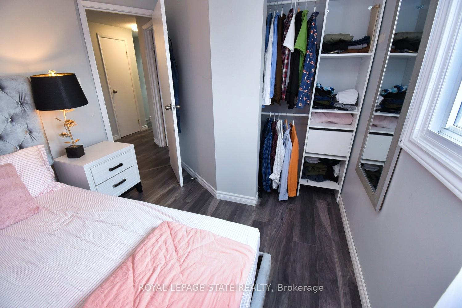 3 Bedrooms Condo at 1255 Upper Gage,  Hamilton For sale