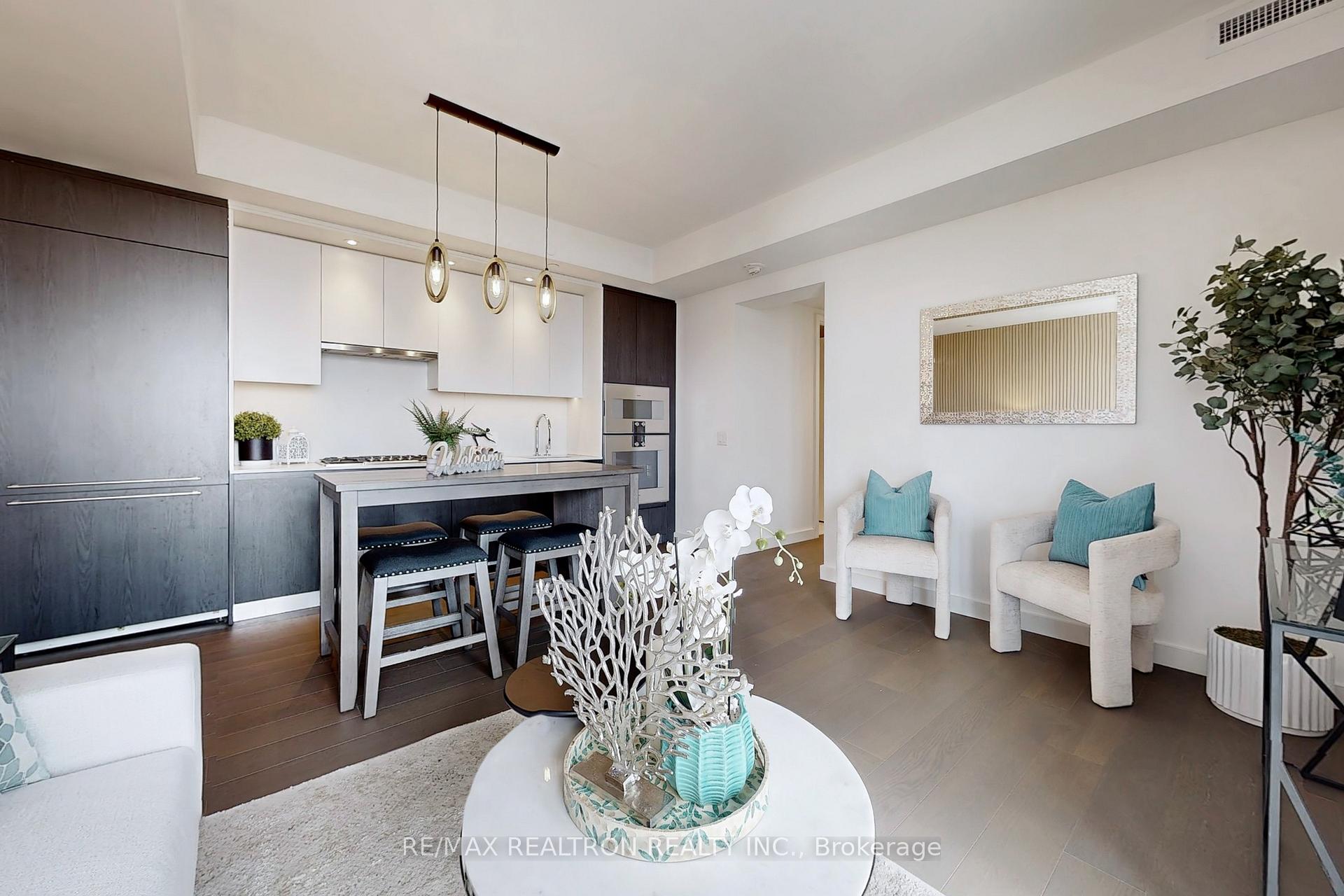 2 Bedrooms Condo at 81 Wellesley, Toronto For sale