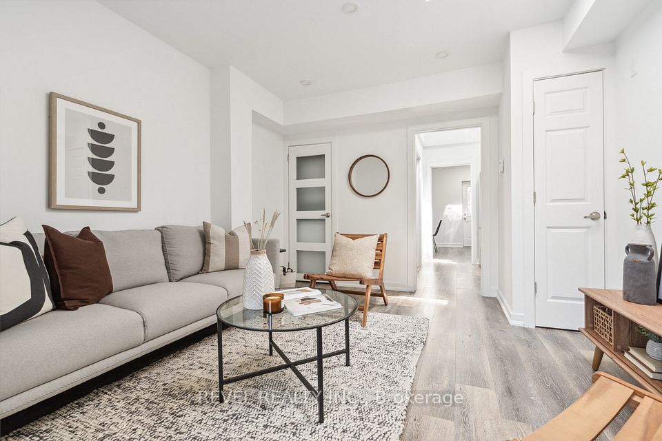 526 Quebec Ave