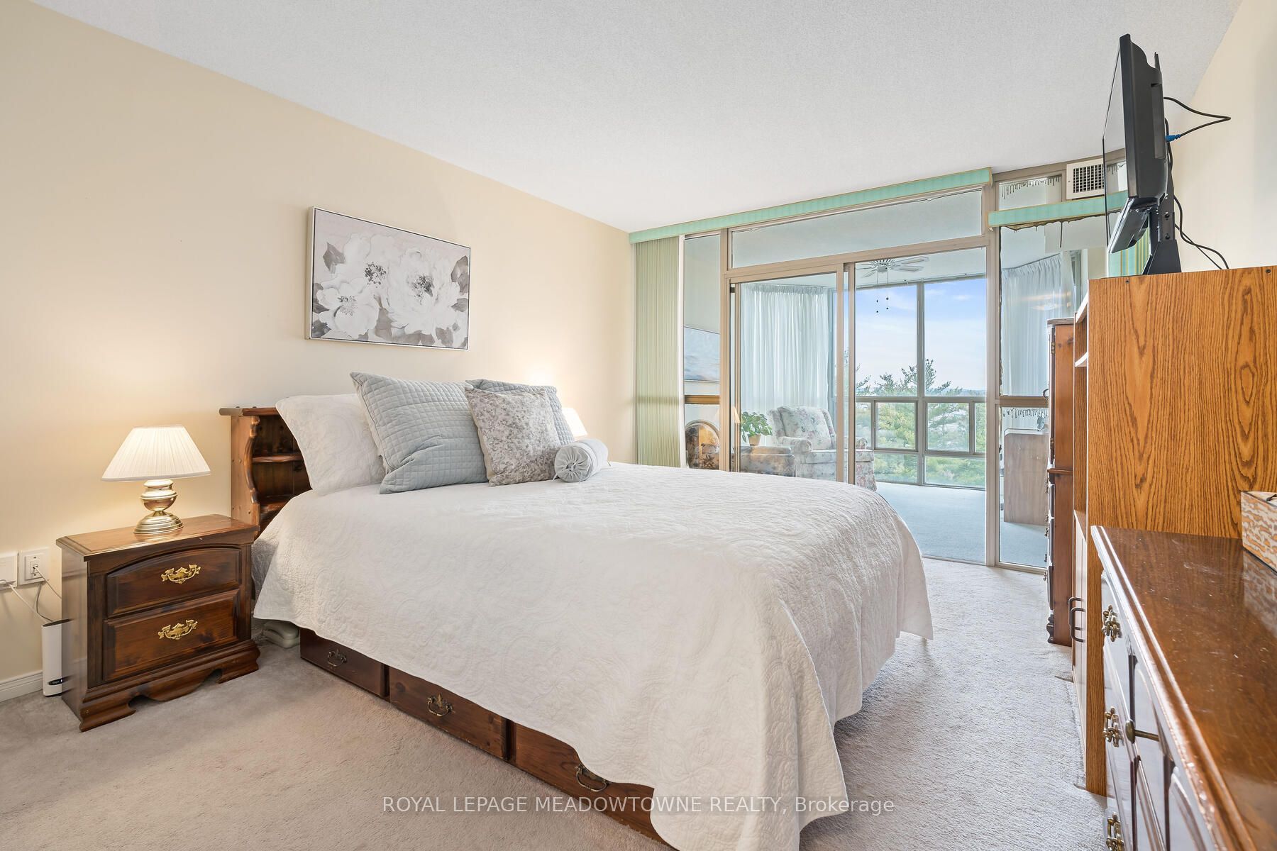 20 McFarlane Drive, #602
