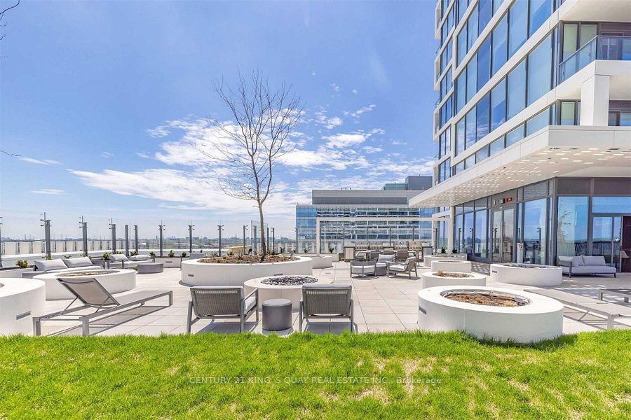 3 Bedrooms Condo at 5 Buttermill,  Vaughan For sale