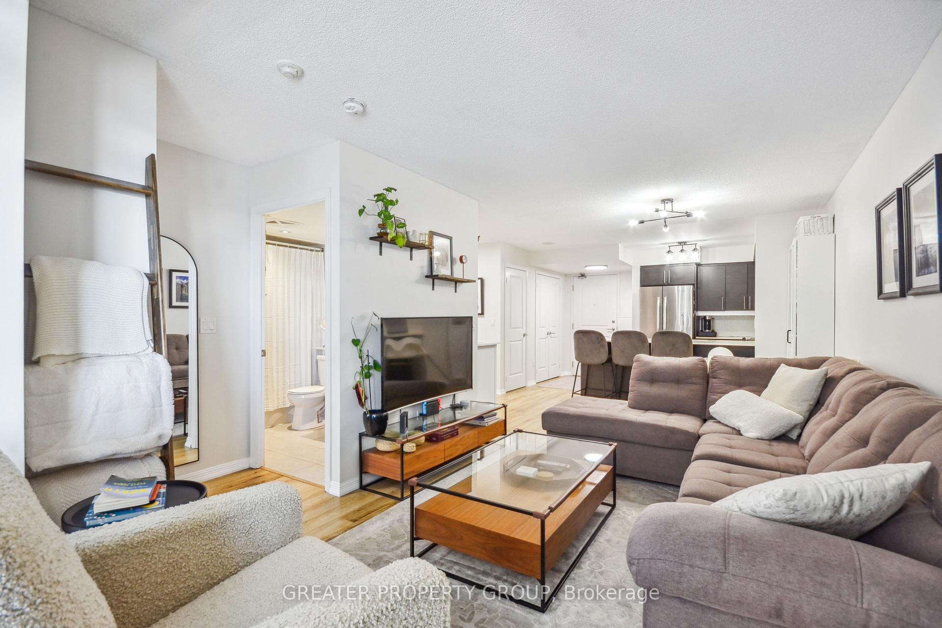 2 Bedrooms Condo at 75 East Liberty,  Toronto For sale
