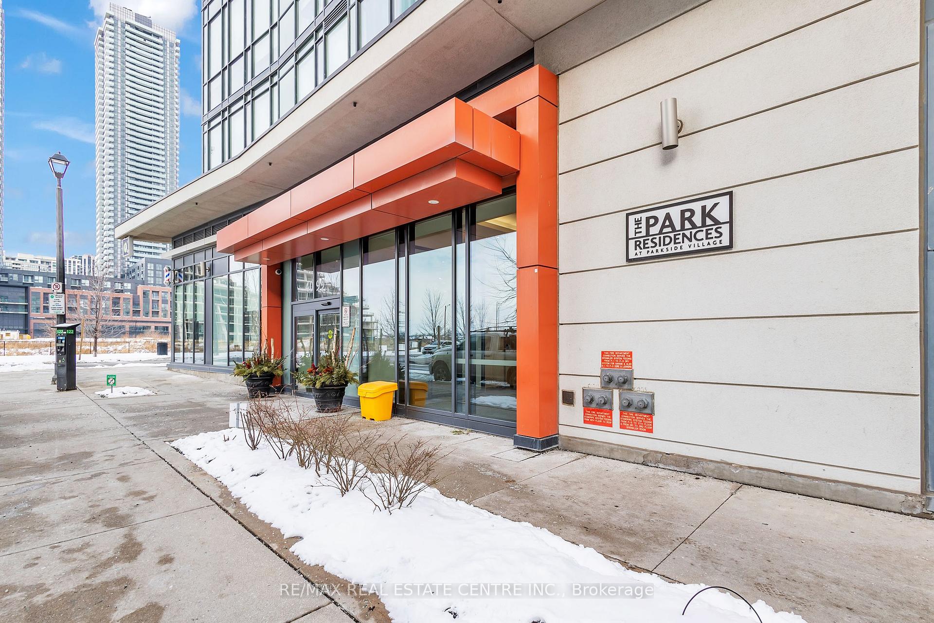 1 Bedroom Condo at 4099 Brickstone, Mississauga For sale