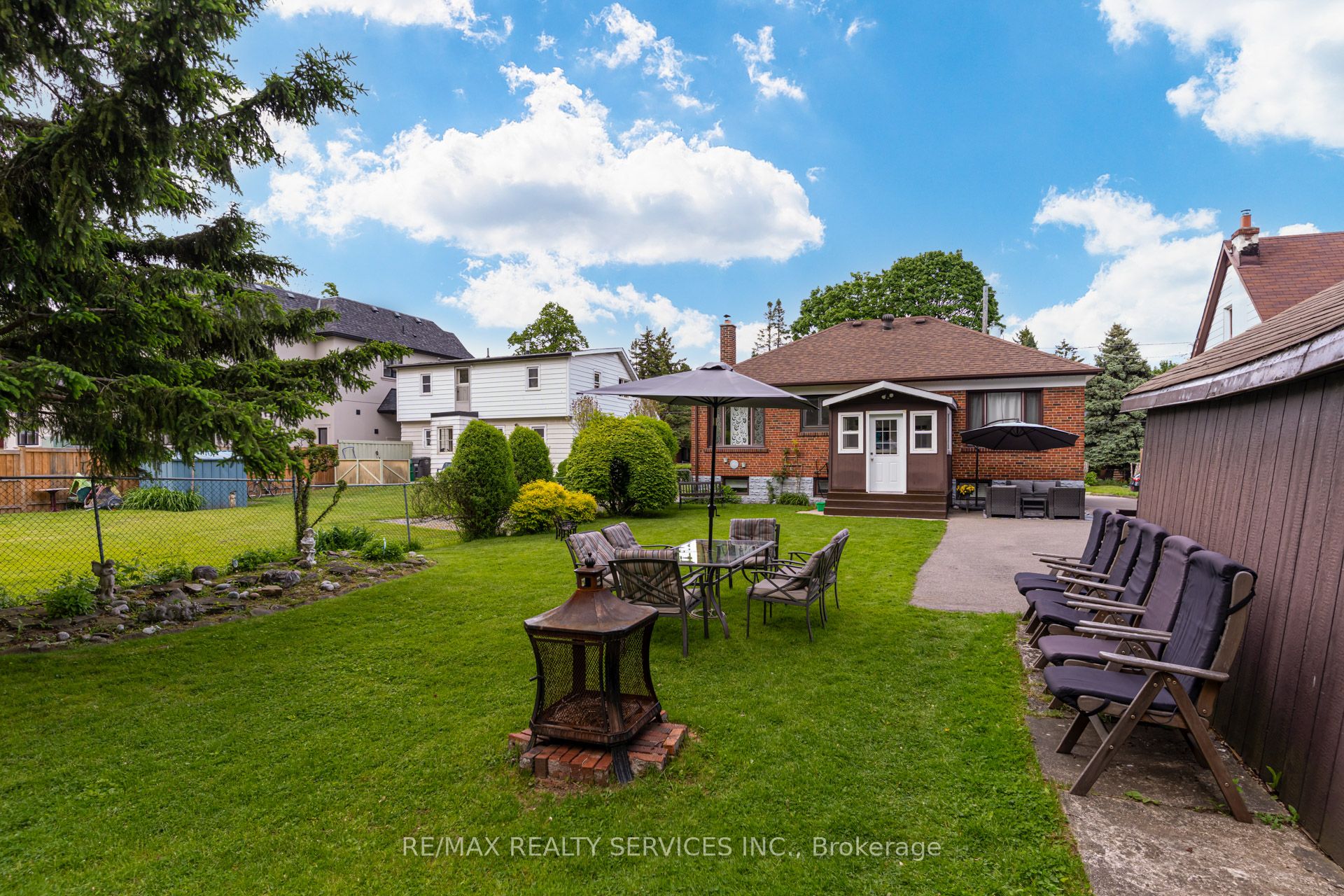 1076 Orchard Road