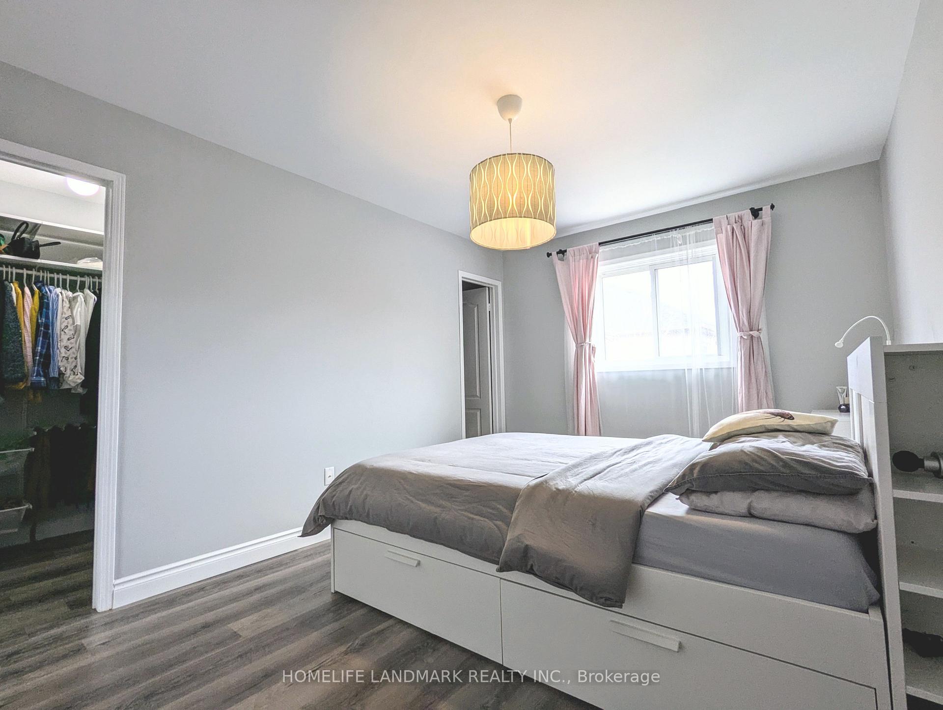 4 Bedrooms Condo at 86 Tania, Vaughan For sale