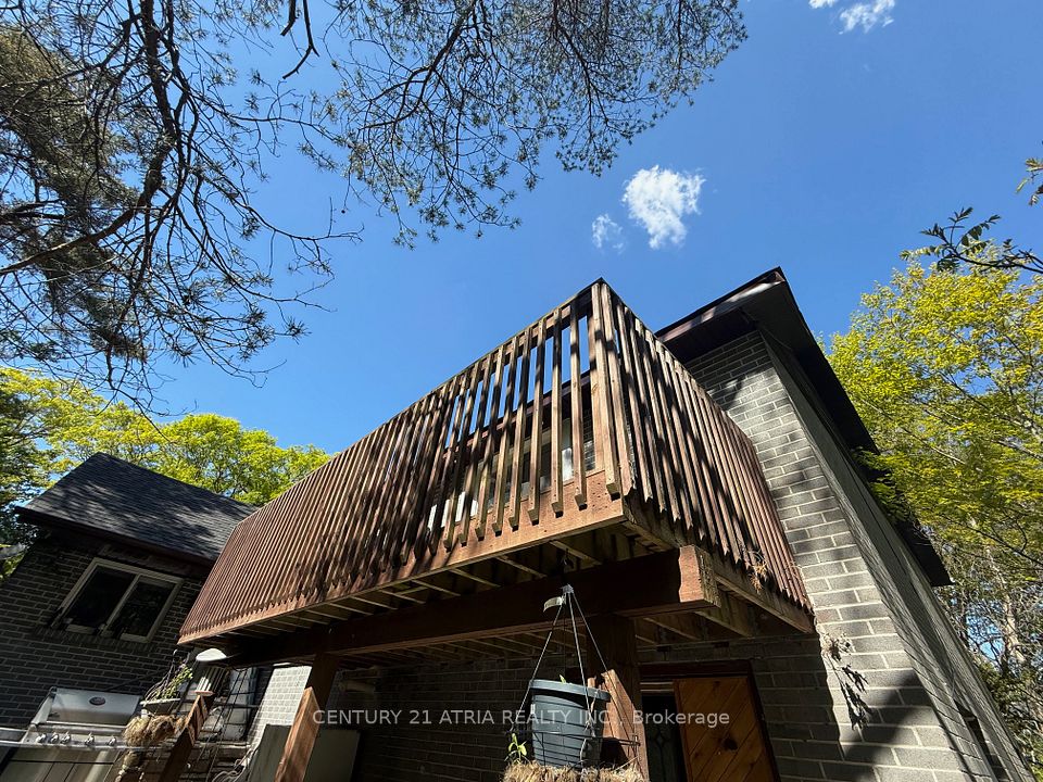 14178 Yonge Street, Aurora, ON L4G 0P5