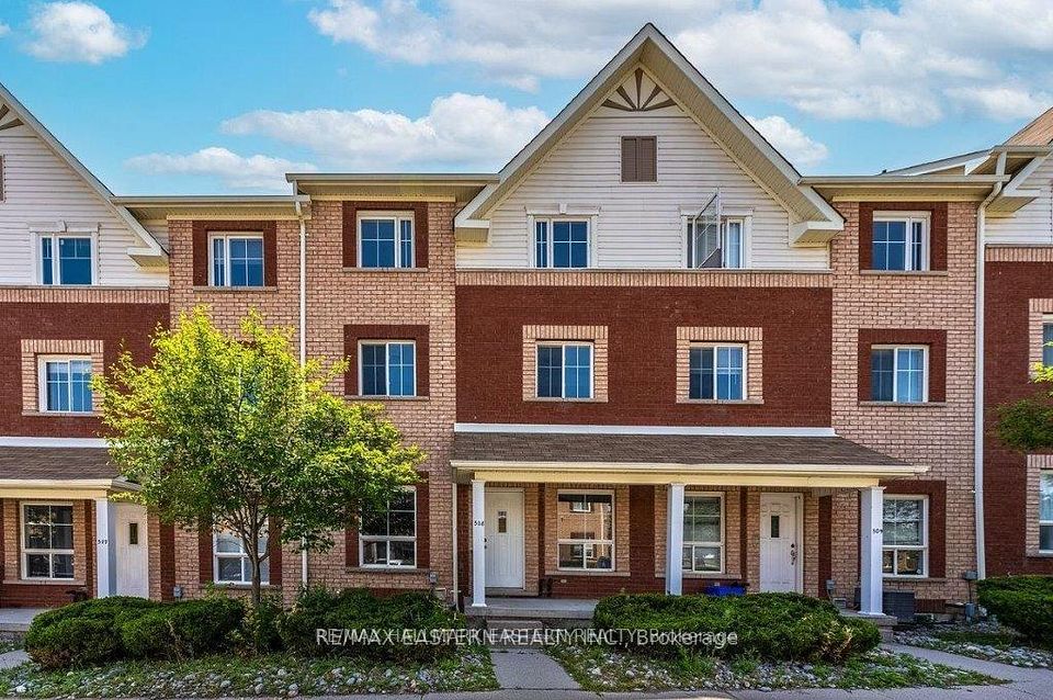 #702 - 246 Spillsbury Drive, Peterborough West, ON K9K 0A1
